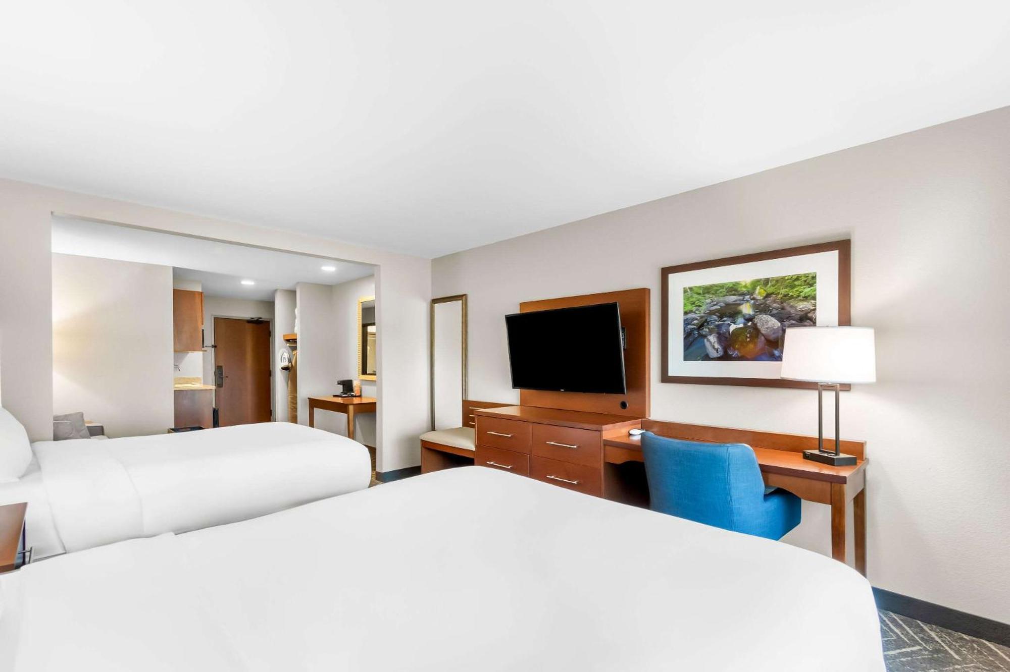 Comfort Inn & Suites Mountain Iron And Virginia Экстерьер фото