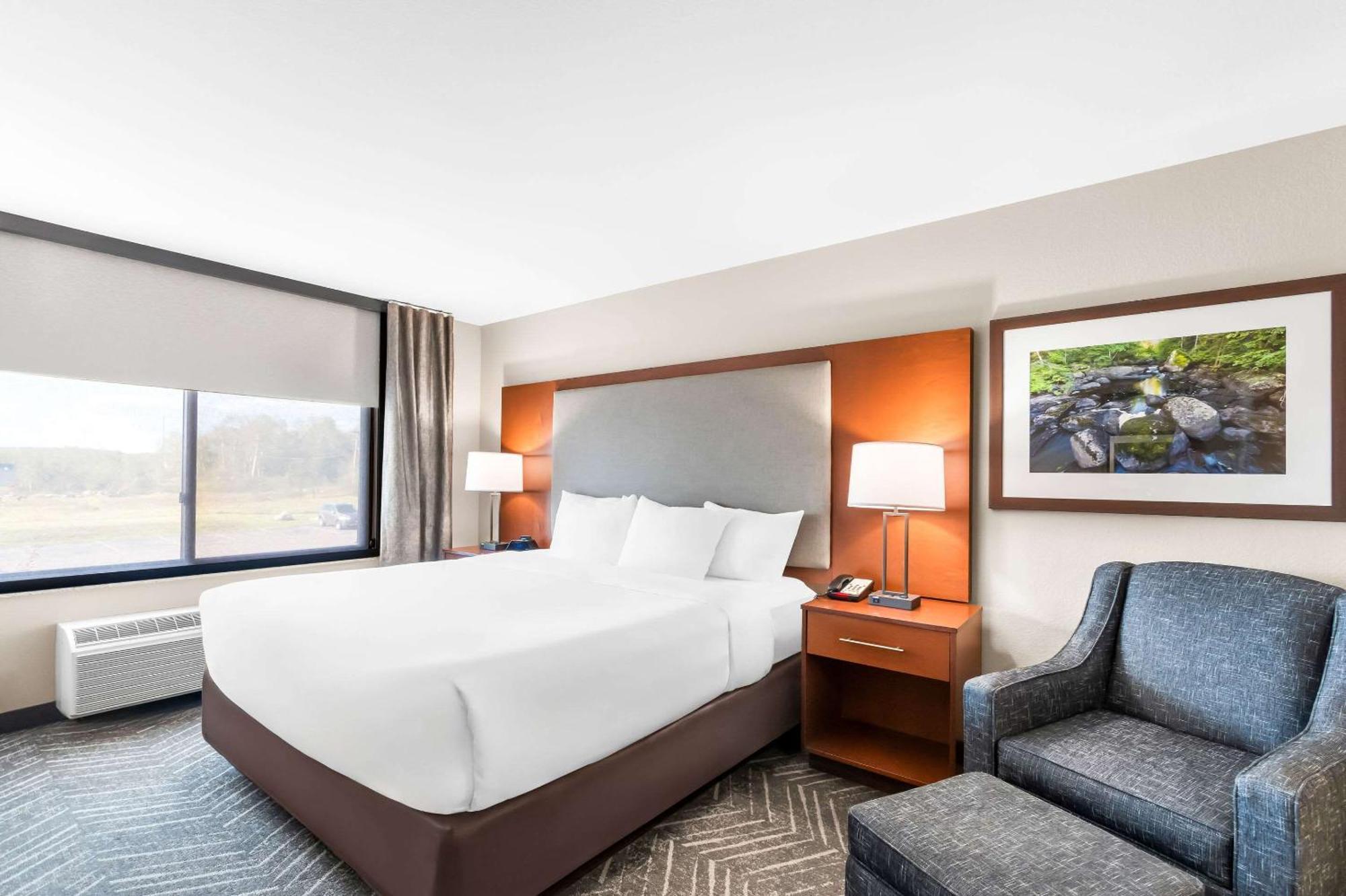 Comfort Inn & Suites Mountain Iron And Virginia Экстерьер фото